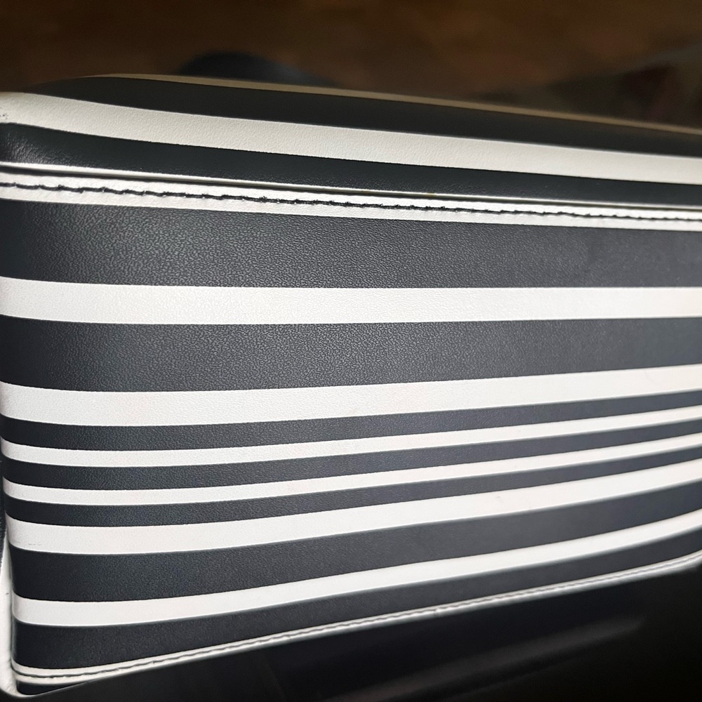 Kate Spade Bag - Picture 5 of 8